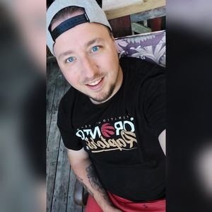 Meet your Posher, Chris